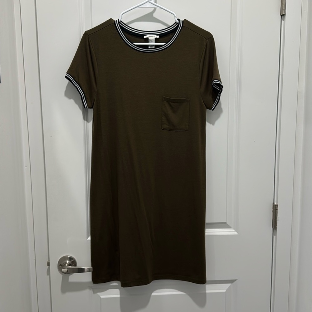 women’s forever 21 - t-shirt dress in size L